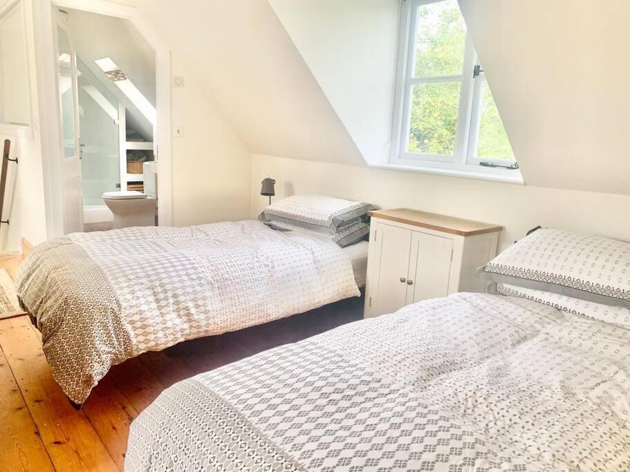 Delightful Ely House Bright And Warm With Cathedral View Apartman Kültér fotó