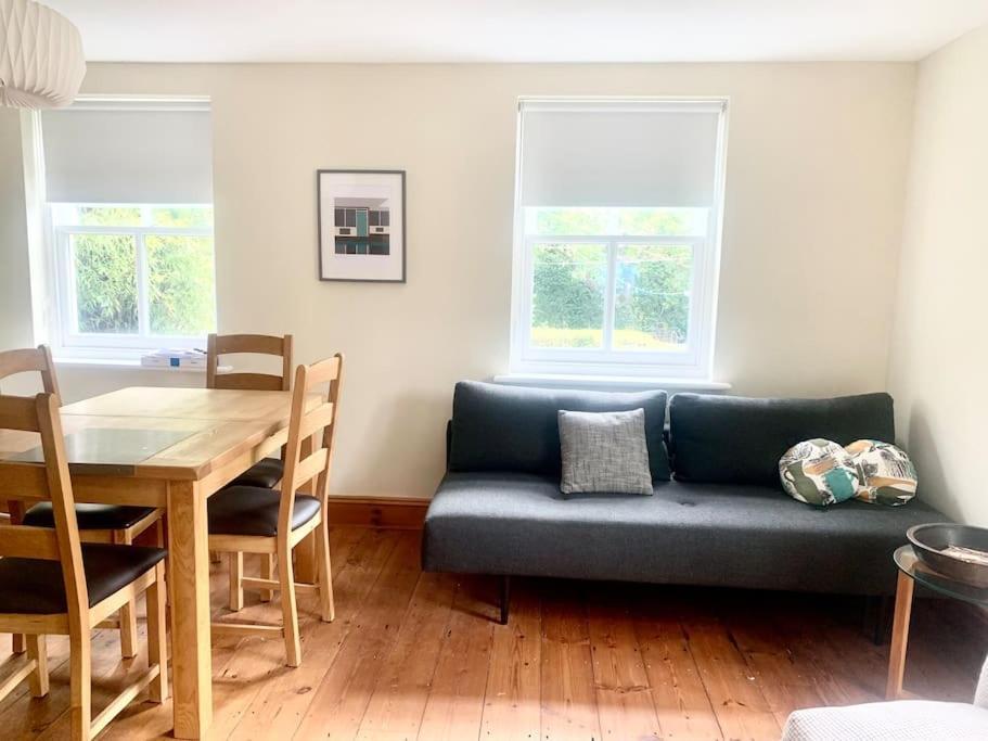 Delightful Ely House Bright And Warm With Cathedral View Apartman Kültér fotó