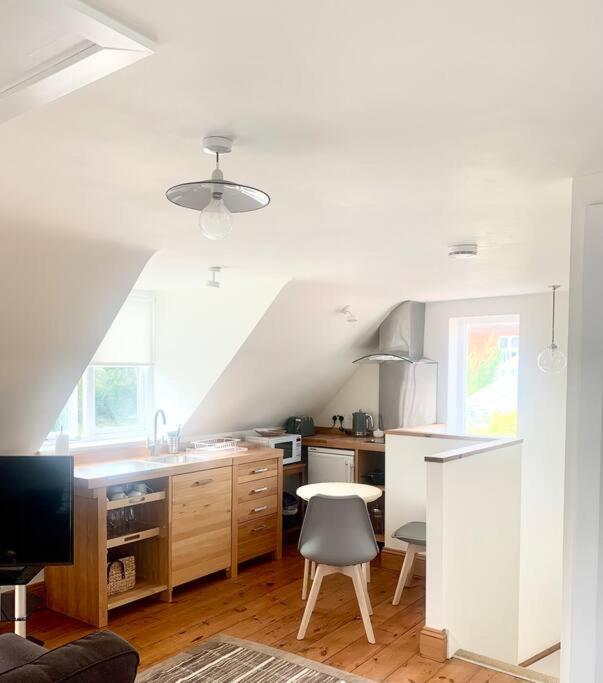 Delightful Ely House Bright And Warm With Cathedral View Apartman Kültér fotó